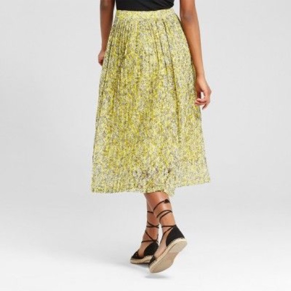 Who What Wear high rise mid length skirt